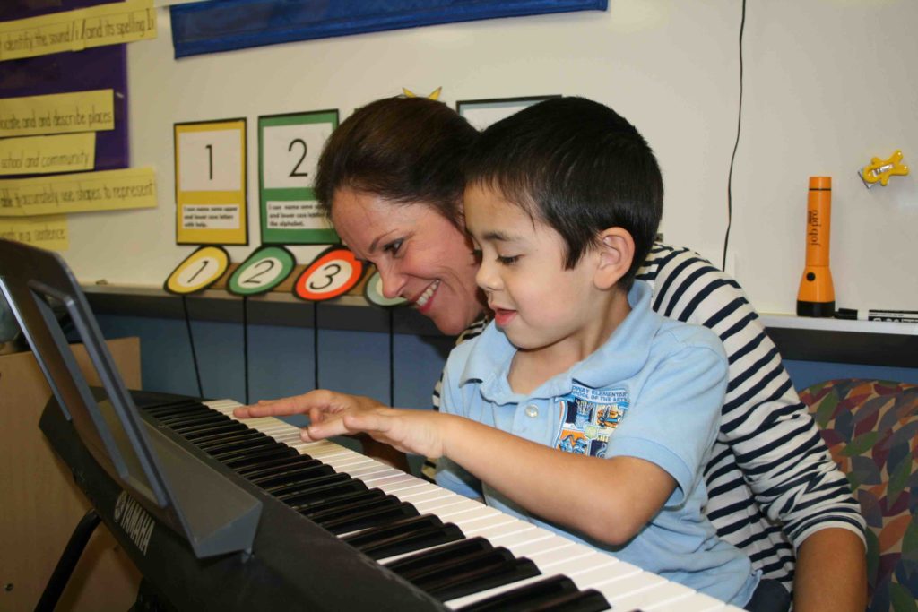 pianonotesinyourneighborhood Central Florida Lifestyle The Notes in Your Neighborhood initiative brings music into local elementary schools