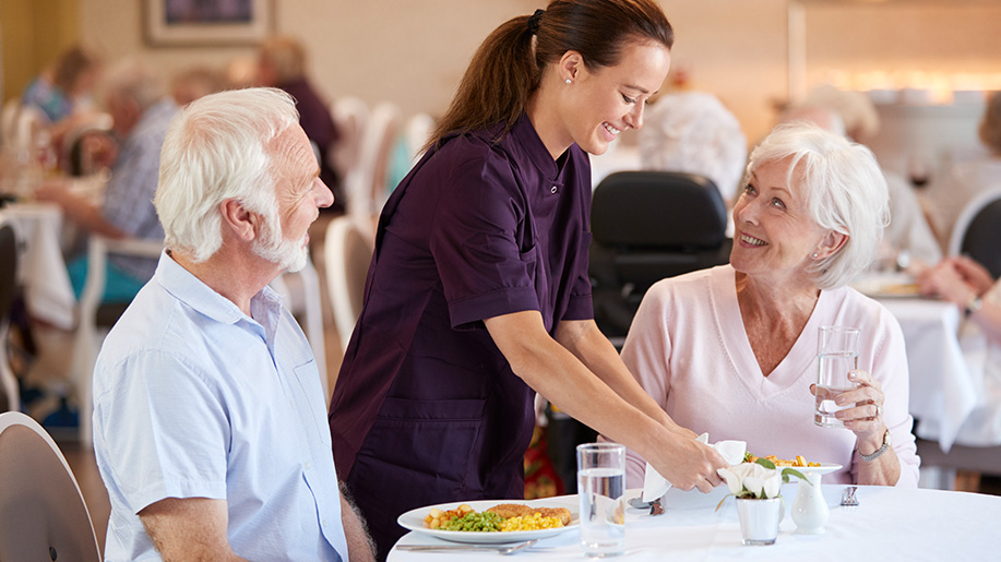 11 Tips For Choosing The Right Assisted Living Facility for a Loved One